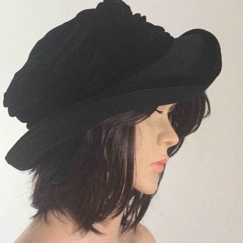 Hat - Picture 2 of 5